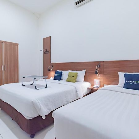 Urbanview Darmo Residence Bandung Exterior foto