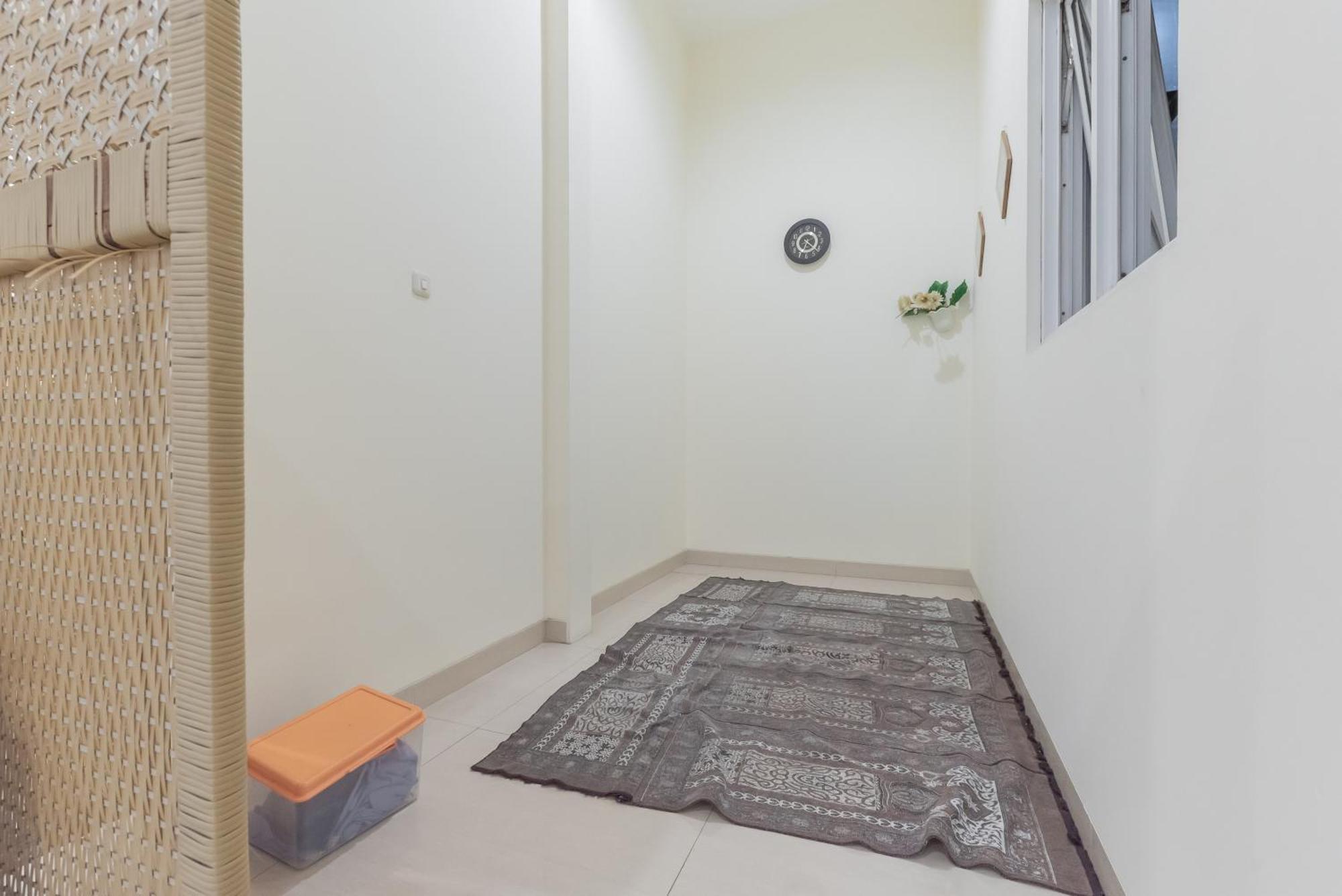 Urbanview Darmo Residence Bandung Exterior foto